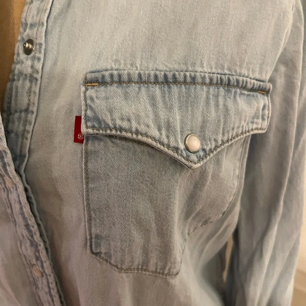 Casual Light Blue Denim Shirt - Picture 3 of 6